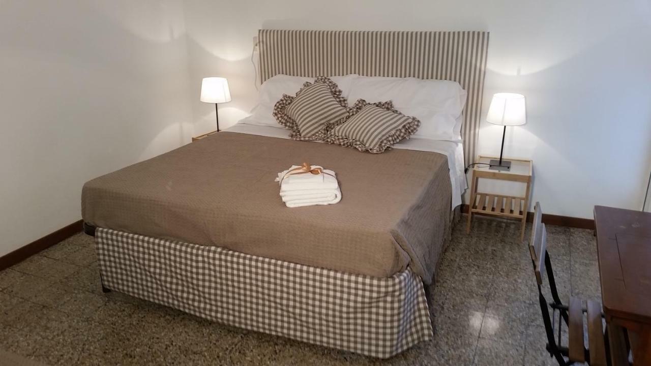 In Vacanza Da Marinella Albenga Kültér fotó